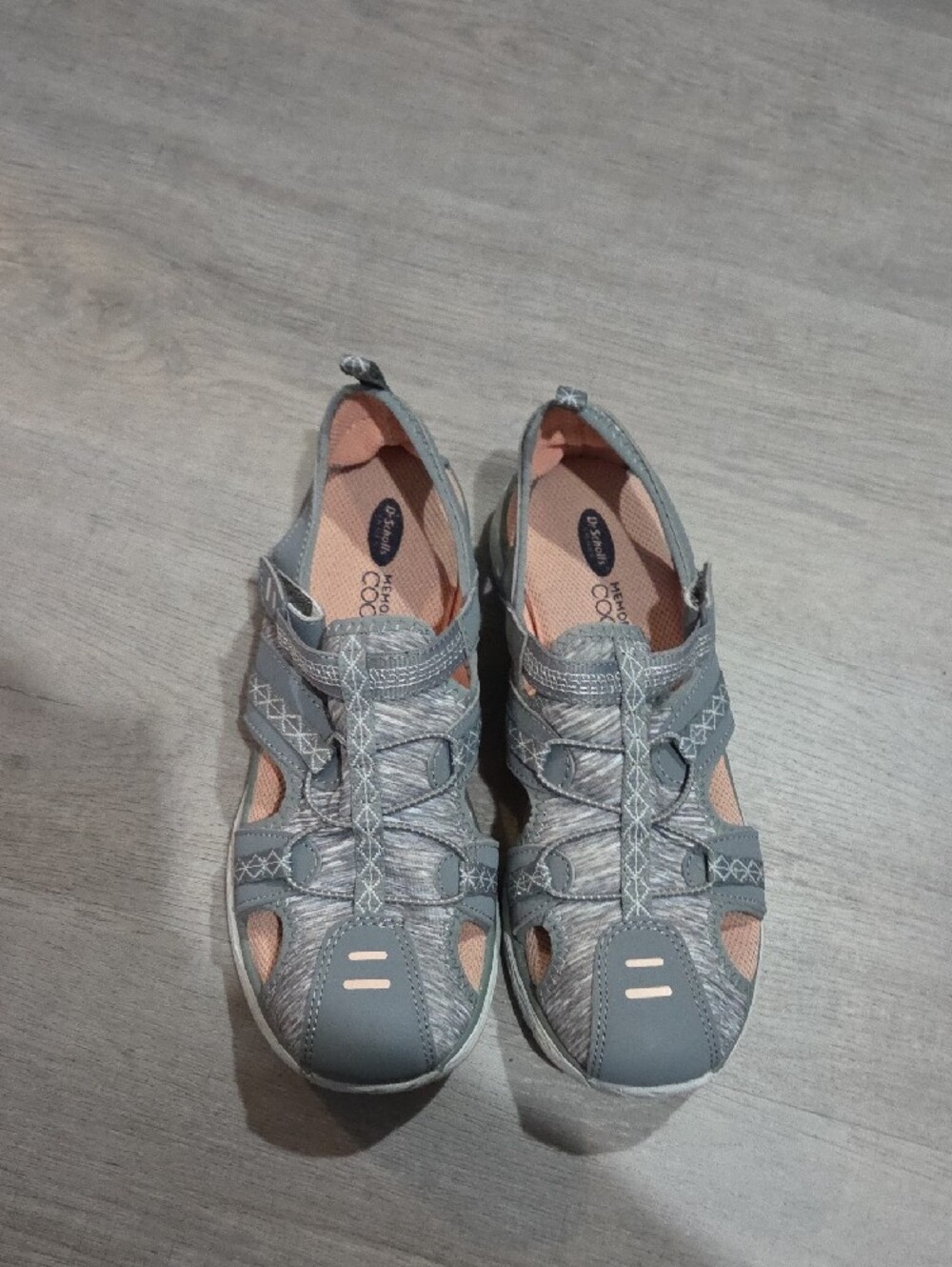 Dr. Scholl's Grey and Pink Women's Casual Memory Foam Sandals - Picture 3 of 3